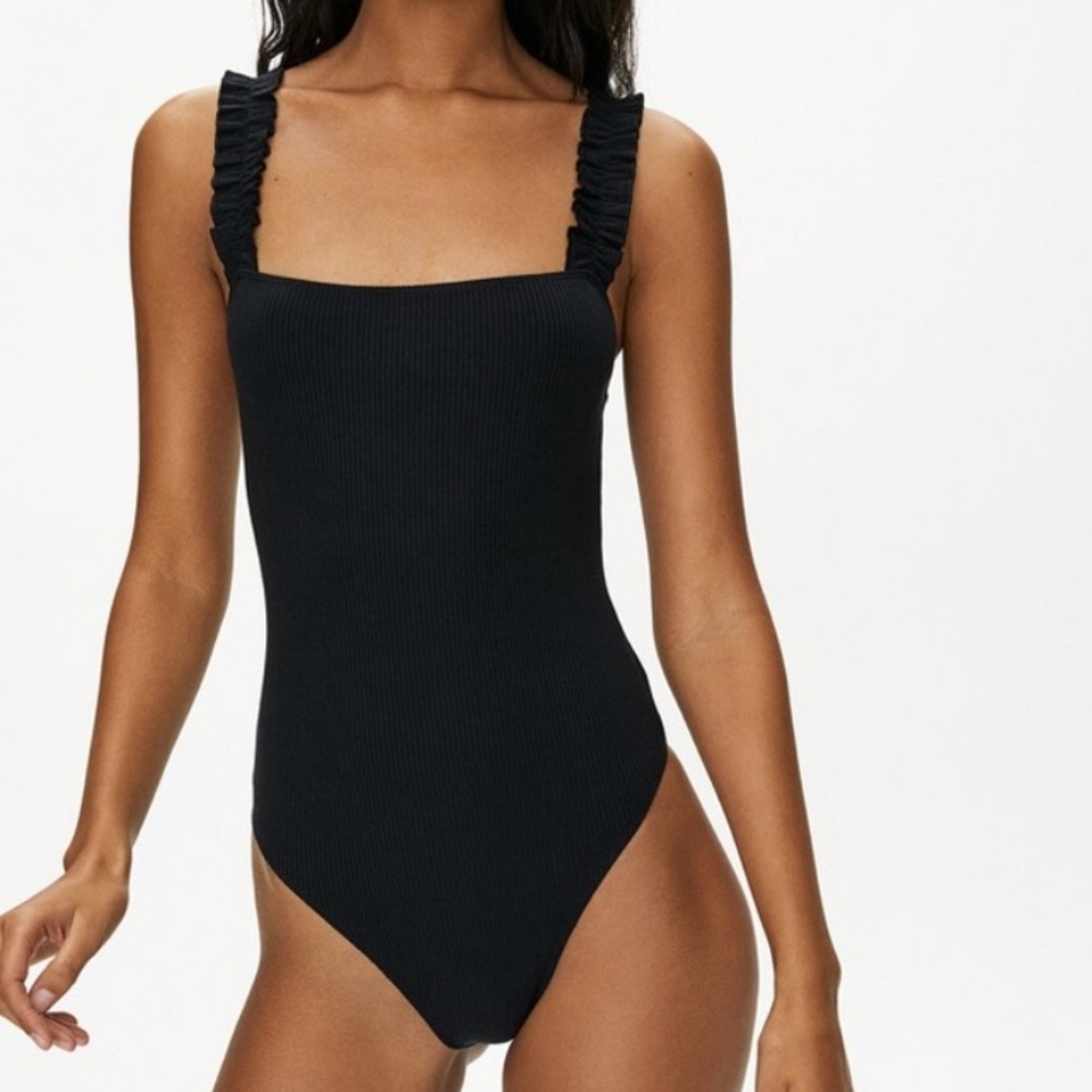 Aritzia Sunday Best Black Ruffled Bodysuit